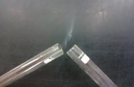 Práctica1: REACCIONES QUÍMICAS Reactivos: Ácido sulfúrico (diluido) H 2 SO 4 (aq) Ácido clorhídrico (diluido) HCl (aq) Cloruro de calcio (diluido) CaCl (aq) Carbonato de sodio (diluido) Na 2 CO 3