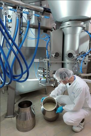 Planta piloto procesado leche Mini-fábrica completa para la elaboración de leche en polvo y fórmulas infantiles a partir de leche cruda, y que