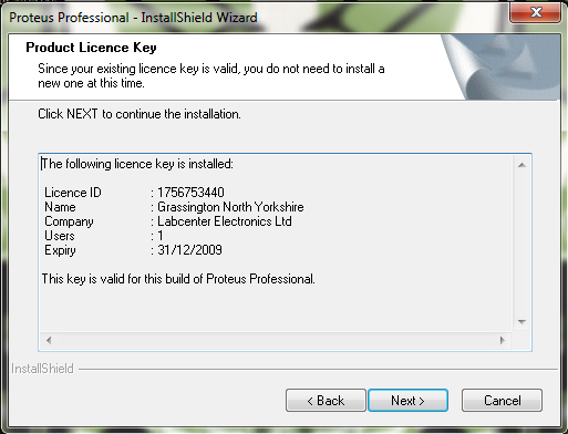 Después de esto, se procede a instalar la clave de licencia, escogiendo la opción Use a locally installed License Key como se muestra en la