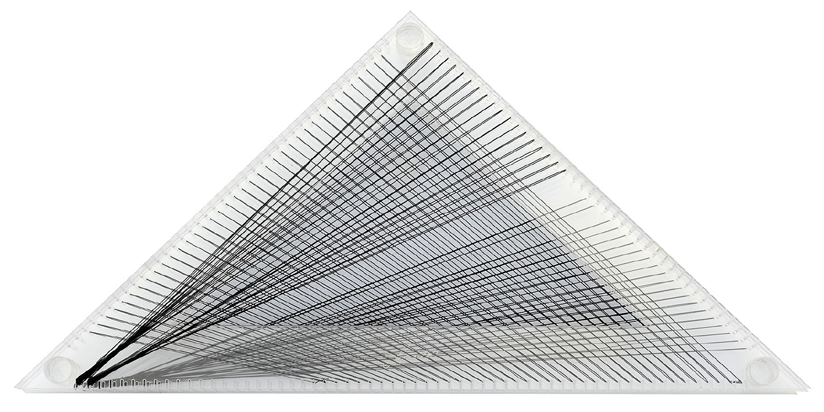 42 Yessika Zambrano Objeto textil - triangulos