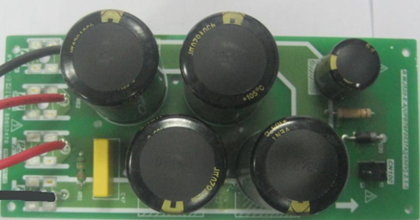 Panel de filtro CC 1 2 3 4 5 1. Voltaje entrada N de IPM 2. Voltaje entrada P de IPM 3.