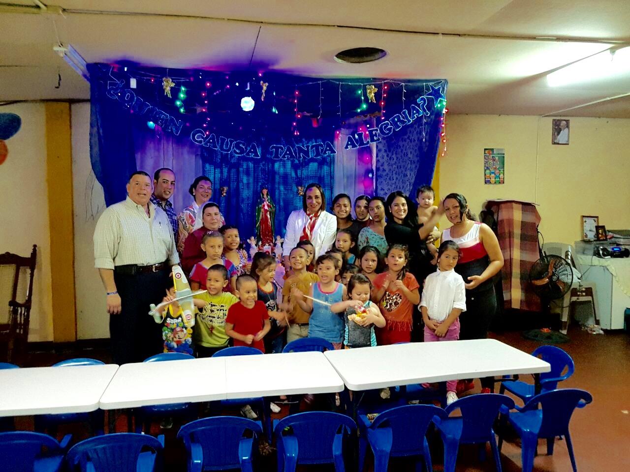 Nota de Prensa Misión de Honduras celebran la navidad en Orfanato "Casa Cuna Juan Pablo II" de Managua Managua, Nicaragua.