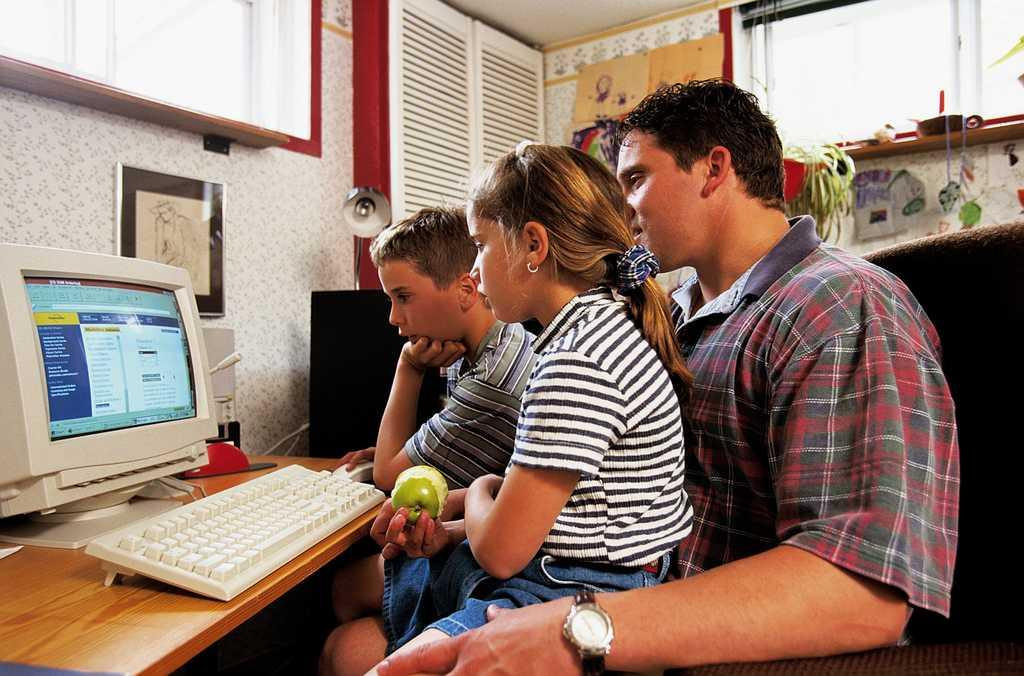 Actividades y aplicaciones de páginas seguras para Educación Infantil. Muéstrales a los padres Webs en las que se pueden meter con sus hijos desde casa.