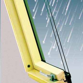 Vidrio exterior templado Rejilla de ventilación V40P Acristalamiento de baja emisión Además, la disposición de la manilla de apertura en la parte inferior de la hoja de la ventana permite aumentar la