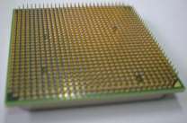 El microprocesador Esta formado por millones de transistores y es a su vez un circuito integrado.
