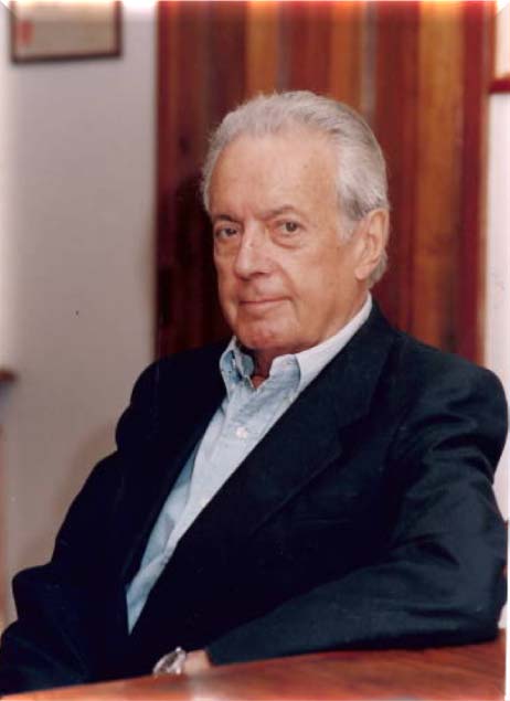ARSENIO ALCALDE CRUCHAGA A partir de mediados de los 60, se incorporó a la acción gremial intercontinental y participó en la FEDERACIÓN INTERAMERICANA DE LA INDUSTRIA DE LA CONSTRUCCIÓN FIIC, donde