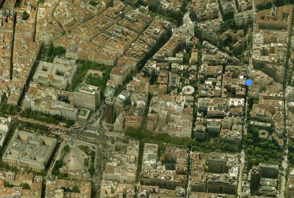 Madrid-Almagro (C/ ZURBARAN, 12) Datos inmueble: Superficie solar: 907,6 m² Superficie edificio: 3.663,17 m² Bajo rasante: 882,83 m² Sobre rasante: 2.