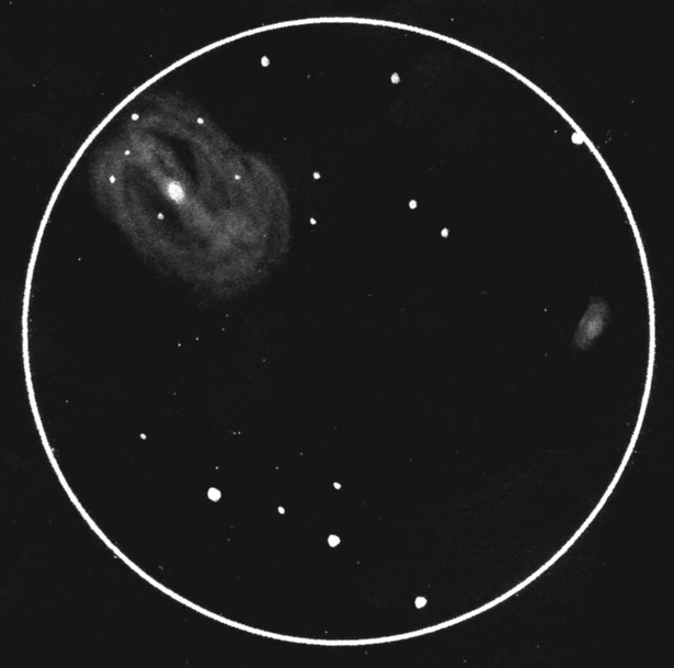 NGC 4725 Tipo: Galaxia Constelación: Coma Berenice AR: 12h 50 24 DEC: +25º 30 Distancia: 40Mal Tamaño aparente: 11