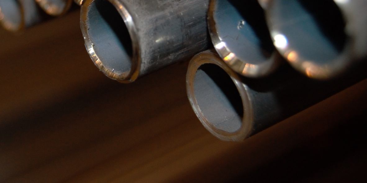 4.6. Tubos de Conducción con soldadura Son tubos que se fabrican bajo la norma EN-10255, que utilizan materia prima con calidad S195T, disponible tanto en negro como en galvanizado (EN- 10240), con y