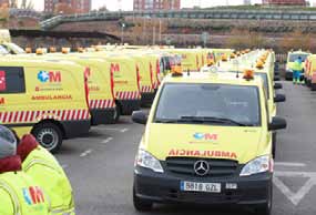 Servicios de ambulancias en Madrid. España. SALUD Y SEGURIDAD Compromiso El La mejora respeto, permanente la protección de la y seguridad la promoción y la salud de los de los Derechos trabajadores.