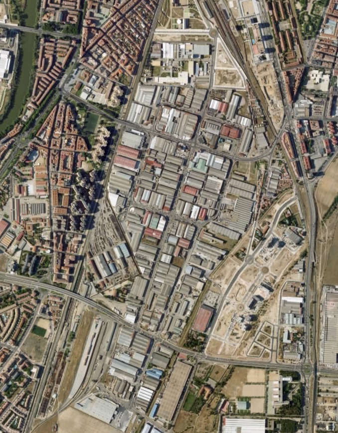 1.5. CENTROS SANITARIOS Y CENTROS DOCENTES En la realización del mapa de ruidos se han tenido en cuenta los siete centros hospitalarios del municipio de Valladolid y 126 edificios docentes, que se