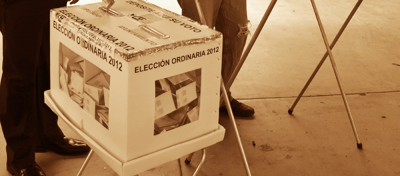 .5 MATERIAL ELECTORAL La adquisición del material y documentación electoral se hizo a través de licitaciones públicas coordinadas por la Dirección Ejecutiva de Administración.