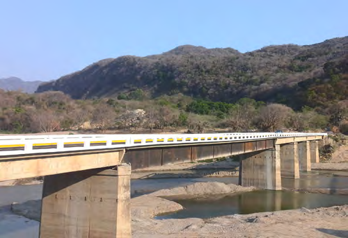 Puente La Democracia Grupo Constructor Adasa, S. de R.L. Yoro, Honduras 2016 P.I.V.. S/N (retorno a México) Tradición en Acero,, S.A. de C.V. Edo.