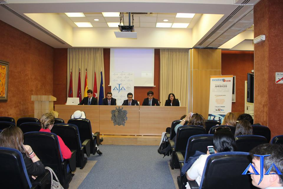 MAYO Reunión de AJA Madrid con el grupo parlamentario de UPyD El 22 de mayo tuvo lugar una reunión de AJA Madrid con el Grupo Parlamentario de UPyD, donde se