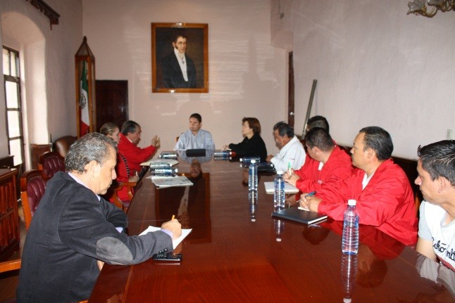 Entrega de Reconocimiento Nacional al IZEA por la operatividad del Programa Oportunidades. Zacatecas, Zac.