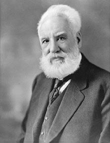 11 TELEFONO El estadounidense Alexander Graham Bell fue, en 1876, el responsable de otro gran hito en la historia de las comunicaciones.