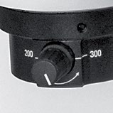 7 El Leica M320 F12 se adapta a las preferencias de trabajo individuales; por ejemplo, el cirujano puede elegir entre un brazo perpendicular o uno inclinado.