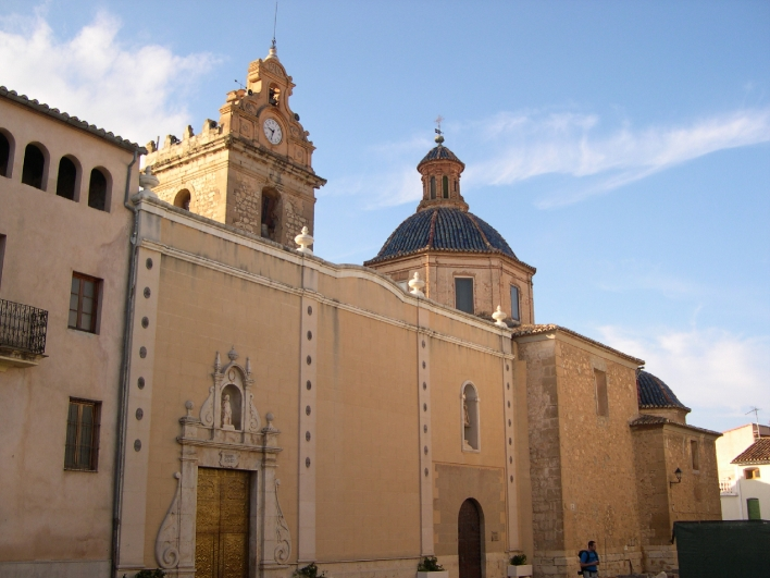 Yacimiento íbero de la Seña Villar del Arzobispo es un municipio que pertenece a la comarca de Los Serranos y tiene una extensión de 40,7 km2.