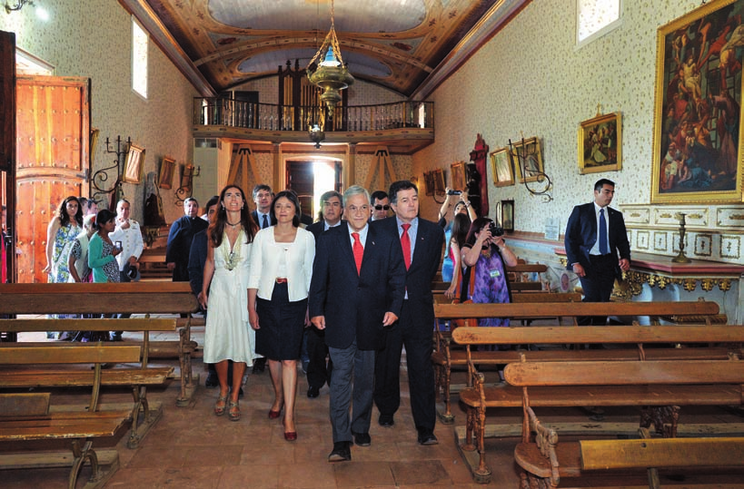 El Presidente Piñera inauguró el Museo e Iglesia San José del Carmen de El Huique, iniciativa del programa Legado Bicentenario. 17 de enero de 2014.