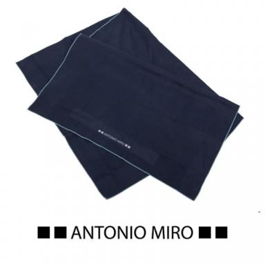 Gorra - Antonio Miró Ref:7167 Composición: Microfibra/ Poliéster.