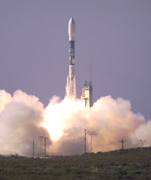 10 de 30 El económico Delta. Para este lanzamiento, el cohete Delta 2 que voló tenía la llamada configuración 7320-10C.