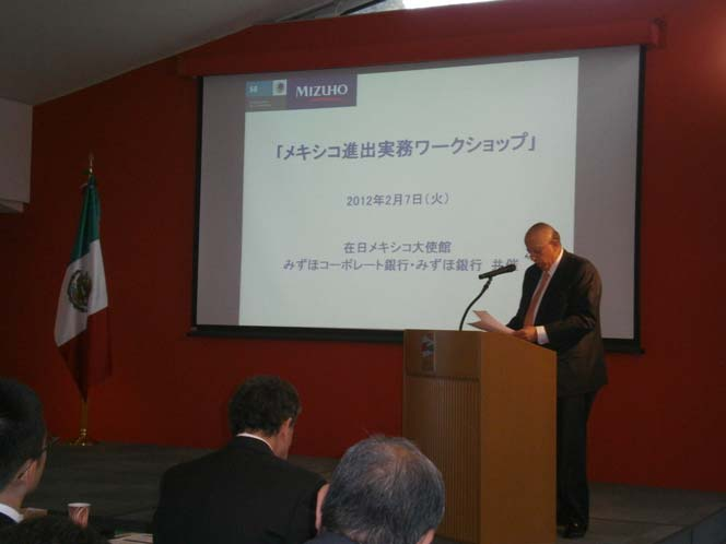 Para este taller, se contó con la presencia de especialistas de la división de investigación económica de mercados emergentes del Banco Mizuho, de la constructora japonesa Hazama y de abogados