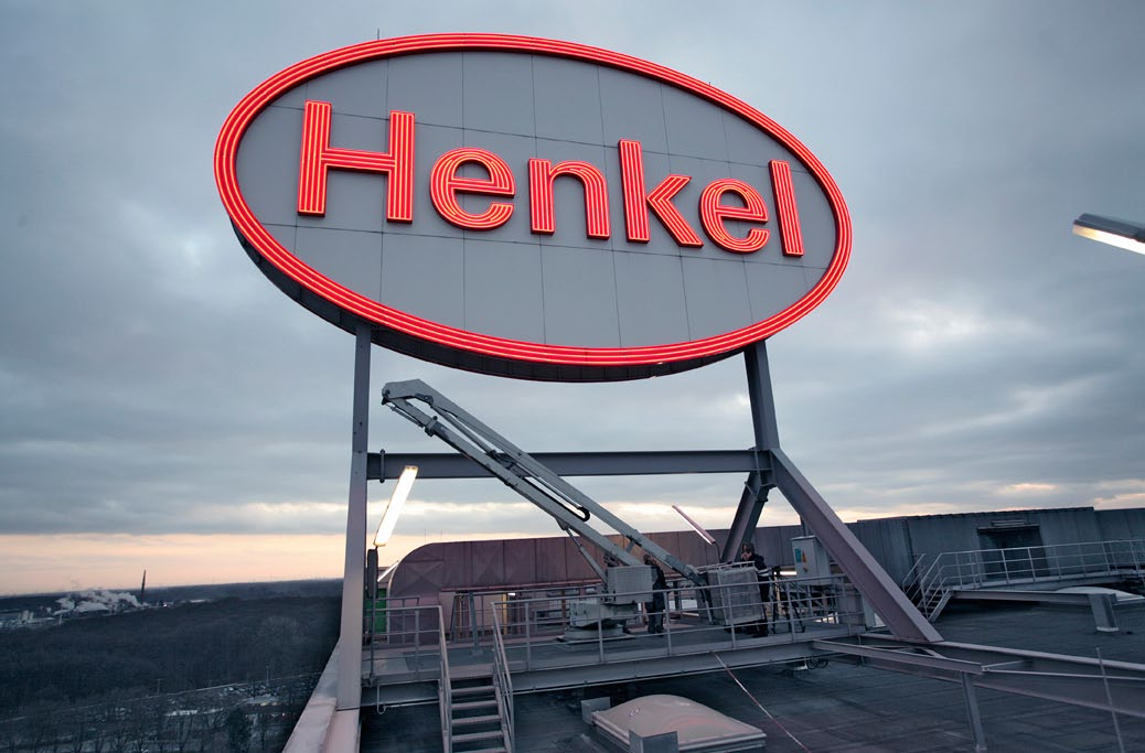 Henkel Henkel opera globalmente con marcas y tecnologías líderes en tres áreas de negocios: Detergentes y Cuidado del Hogar, Cosmética y Cuidado Personal y Tecnologías Adhesivas.