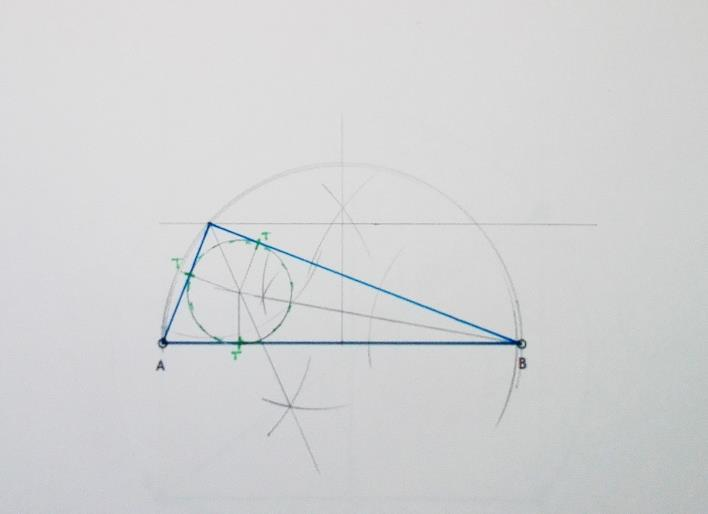4-El segmento AB es la hipotenusa de un triángulo rectángulo ABC, de 3 m de altura correspondiente a dicho plano AB, se pide: a) Dibujar dicho