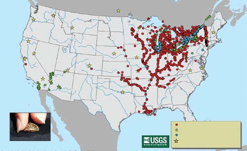 Distribució de sitios de avistamieto de mejilloes cebra y quagga e Caadá y Estados Uidos, e marzo de 2008 Fuete: Servicio Geológico de Estados Uidos (US Geological Survey).