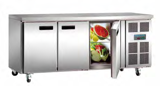 Mostradores frigoríficos o congeladores y 3 puertas Mostradores compactos que ofrecen también una superficie de trabajo extra. Descongelación totalmente automática con display digital constante.