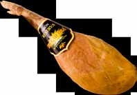 Perfiladores artesanos dan forma al jamón con el tradicional corte en V. El tiempo de salazón varía en función del peso, obteniendo un producto poco salado o dulce.