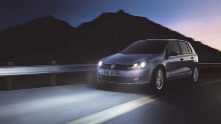 Conduce tu Volkswagen tranquilo y seguro a cualquier hora del día y la noche.
