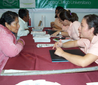 3er. Informe de Actividades 2008-2009 // FILOSOFÍA INSTITUCIONAL Misión de la UJAT La Universidad Juárez Autónoma de Tabasco como Institución de Educación Superior Pública, tiene la misión de