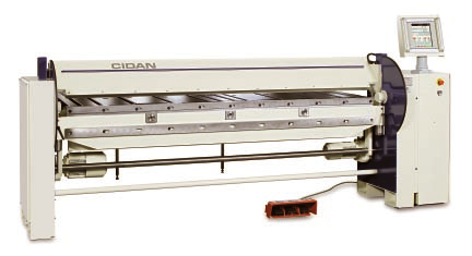 K15 La eleccion para cubiertas! La plegadora CIDAN K15 es un modelo de máquina muy rápida y fácil de usar.
