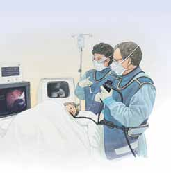 El Procedimiento La CPRE se hace principalmente en salas de radiología o endoscopia. Están presentes el médico, enfermeros o técnicos y generalmente un radiólogo. La CPRE tarda de 20 a 90 minutos.
