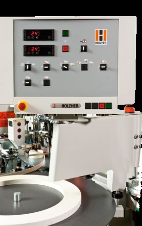 Acabado eficiente mediante la interconexión de máquinas HOLZ-HER Programación Serrado Encolado de cantos Mecanizado CNC CabinetControl (1) Muebles de