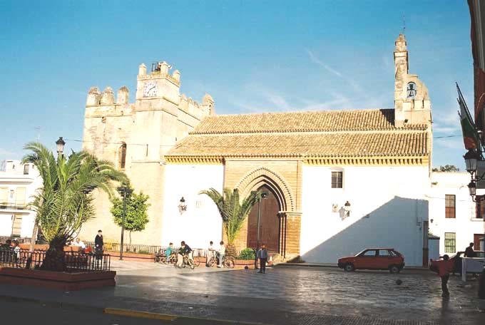 Locales Andalucia /Provincia de Huelva / Hinojos / Foto e Historia Sección 1/5/40/1 Hinojos también cuenta con una importante belleza en su interior; destacando sus calles típicas andaluzas, la