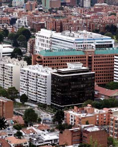 1. Dinámica de la liquidación de empresas en Bogotá, 2006 2008 En Colombia, Bogotá es la ciudad en donde se localiza el mayor número de empresas 1 y en donde se crean más empresas (50.