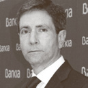 MERCADOS FINANCIEROS La Unión Europea cotiza a la baja Sebastián Redondo Jiménez Director de Inversiones de Bankia Fondos Un riesgo, entre los muchos que nos venían acechando, se ha hecho carne pero