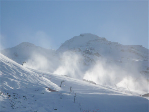 Turismo de invierno y cambio climático: la producción de nieve artificial en los Pirineos, un uso sostenible del agua?