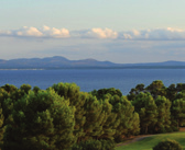 preferidos de Europa. Por otro lado, según la guía Rolex Golf Guide, Alcanada se encuentra entre los 1.000 mejores campos del mundo.