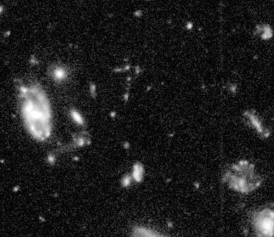 débil Censo de objetos ~ 3000 Galaxias en región del visible 40% de las galaxias