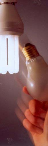 Utiliza la bombilla, luchemos contra el cambio climático Si cada uno cambiamos una de nuestras bombillas incandescentes de 60w por una compacta fluorescente de 11w podemos ahorrar hasta un 75% en la