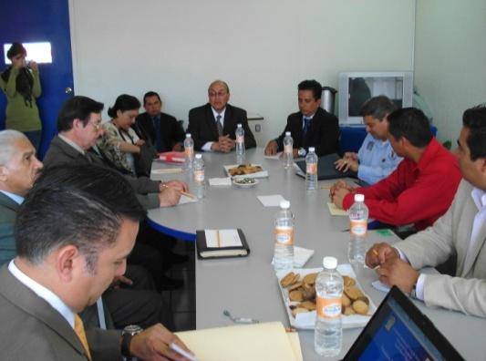 Vinculación El 5 de abril de 20, se llevó a cabo una reunión de trabajo con el Dr. Fernando Oscar Luna Rojas, Coordinador de la División de Vinculación de la UAEH.