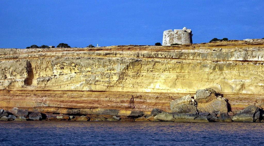 Detalle de la anterior: Isla Espalmador, al N de Formentera, Baleares.