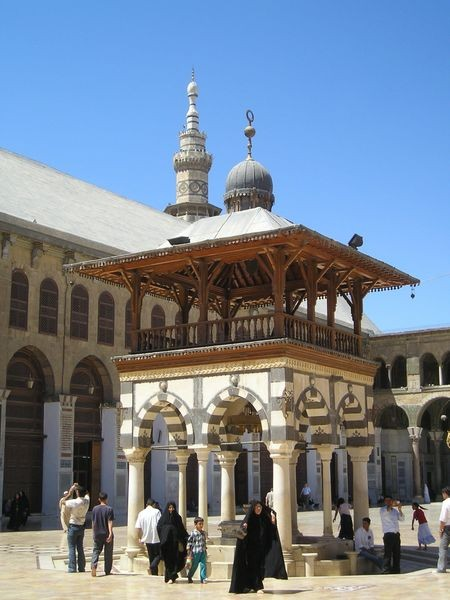 SIRIA (Damasco, Mezquita de los Omeyas) Fuente: commons.