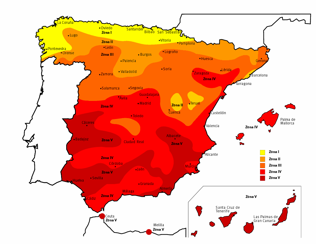 Si bien las diferencias entre las zonas de irradiación y estructura de peajes anticipan un desarrollo desigual por geografía y segmento de clientes respectivamente Zonas de irradiación en España