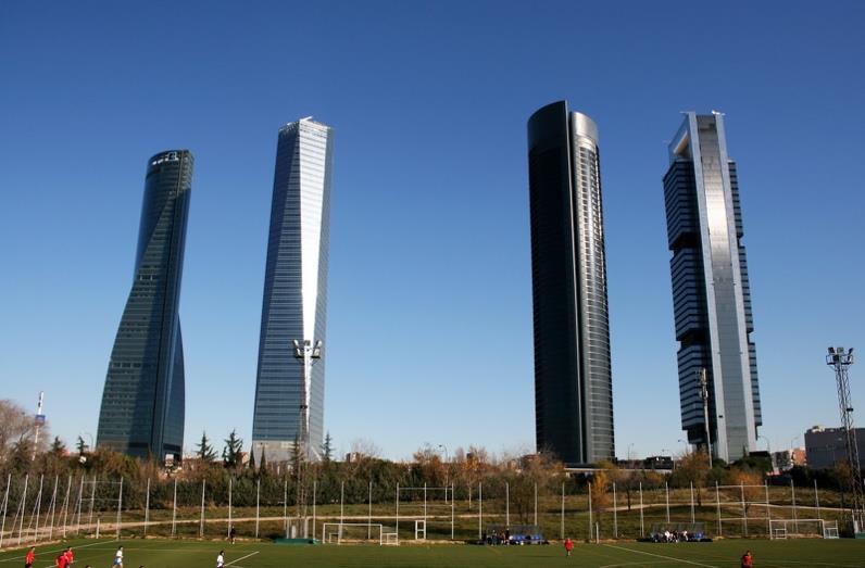 Reliance Building Chicago. [2.34]. Cuatro Torres Business Area. Madrid. Torre Espacio, Torre de Cristal, Torre PwC y Torre Foster-. Edificio de usos mixtos.