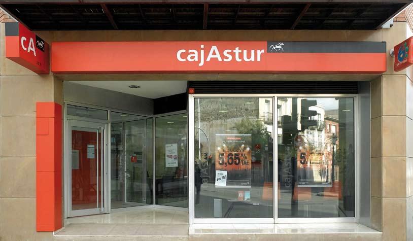 Frentes comerciales y divisiones interiores Obra: Susursal de Cajastur en Granollers (Barcelona).