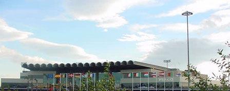 El PEIT califica al aeropuerto de El Altet como Aeropuerto Turístico Peninsular y al Aeropuerto de Manises como Aeropuerto Metropolitano con Conexiones Internacionales, ambos dentro de la red de AENA.